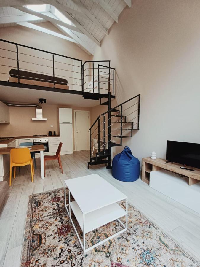 Yr Apartments Milan - Bocconi エクステリア 写真