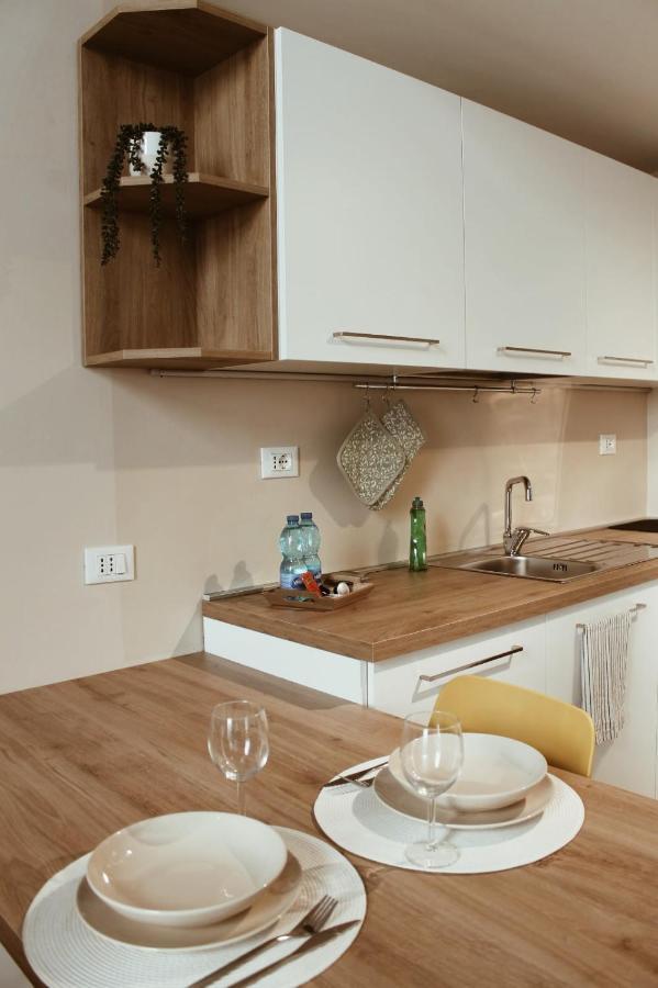 Yr Apartments Milan - Bocconi エクステリア 写真