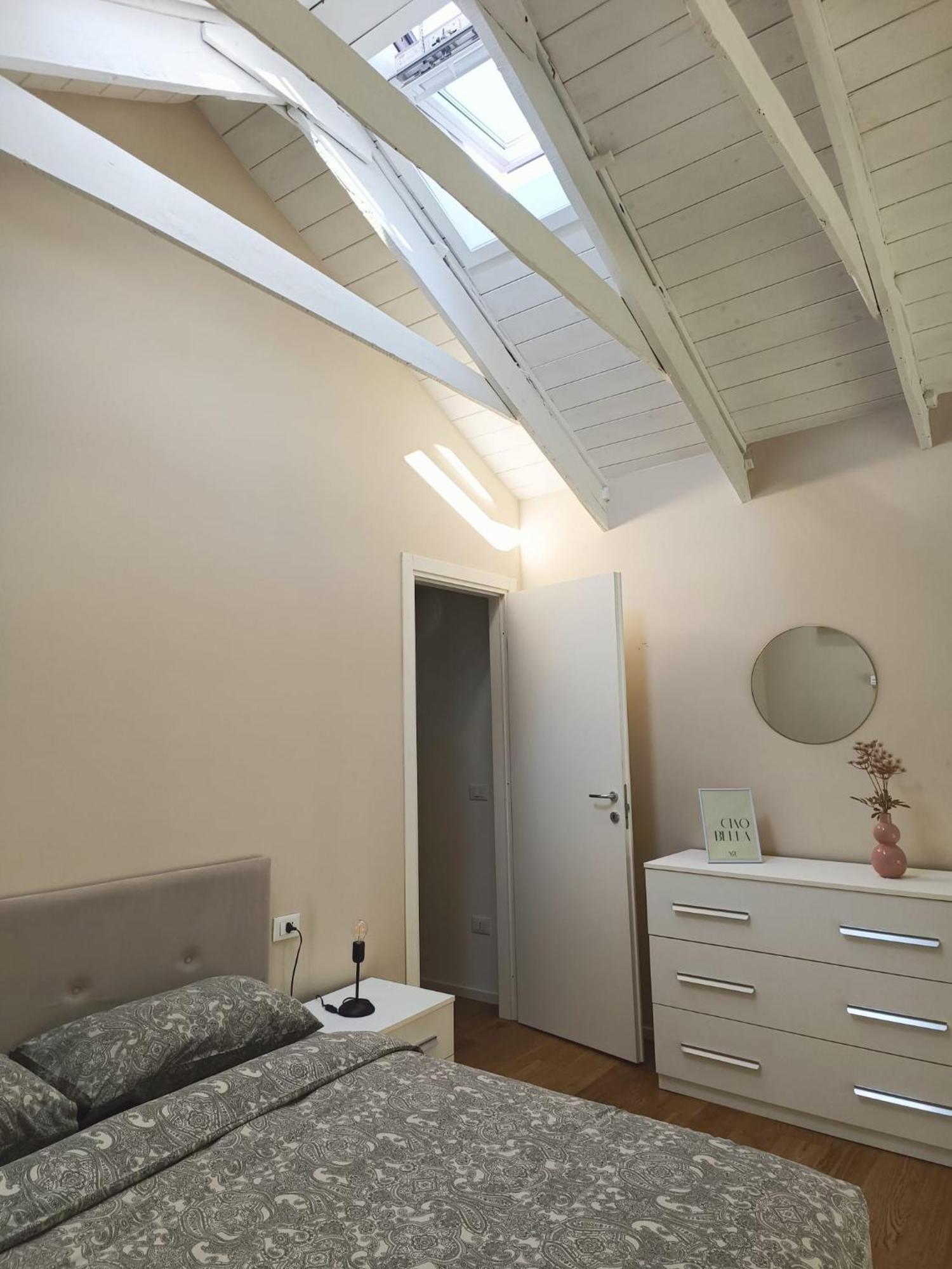 Yr Apartments Milan - Bocconi エクステリア 写真