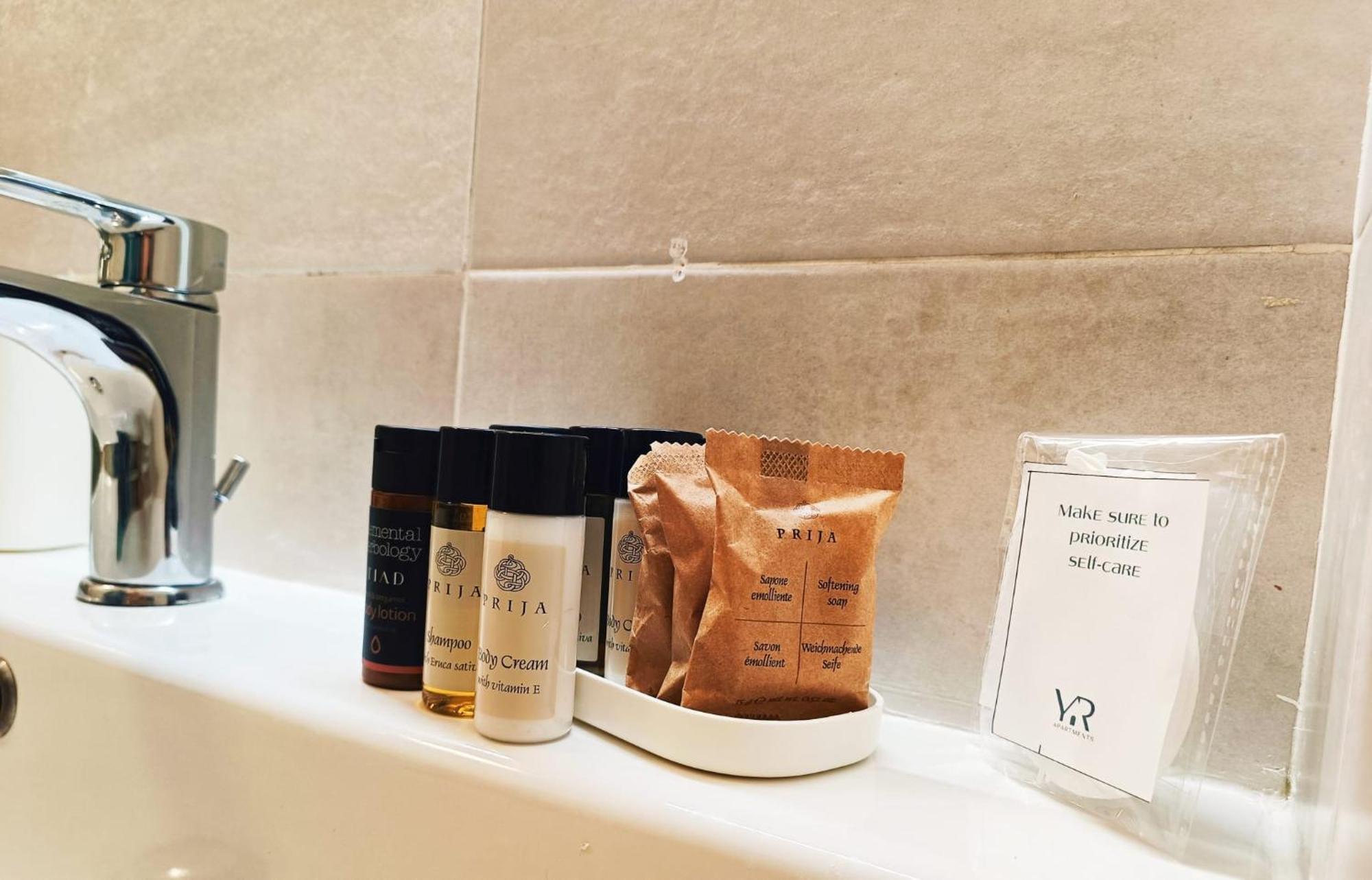 Yr Apartments Milan - Bocconi エクステリア 写真