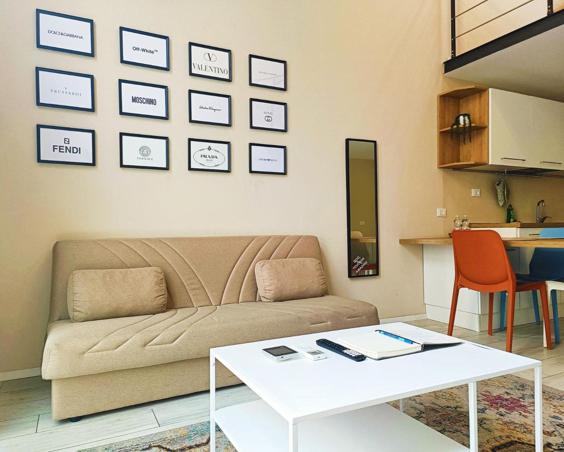 Yr Apartments Milan - Bocconi エクステリア 写真