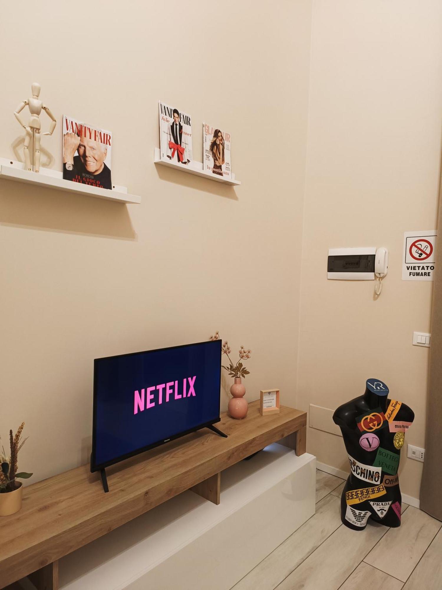 Yr Apartments Milan - Bocconi エクステリア 写真